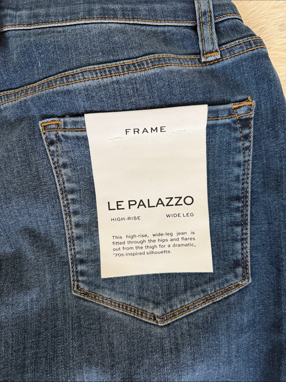 Classic High-Rise Wide-Leg Women's Jeans in Dark Blue FRAME jeans - Picture 4 of 5
